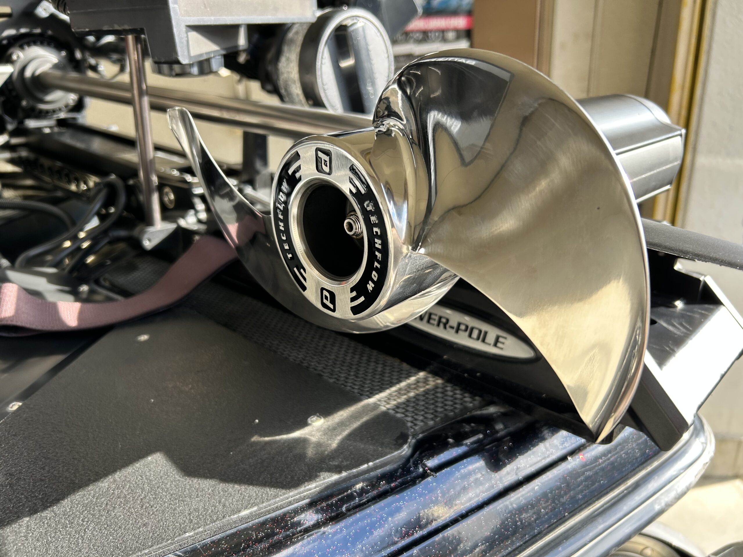 パワーポールから