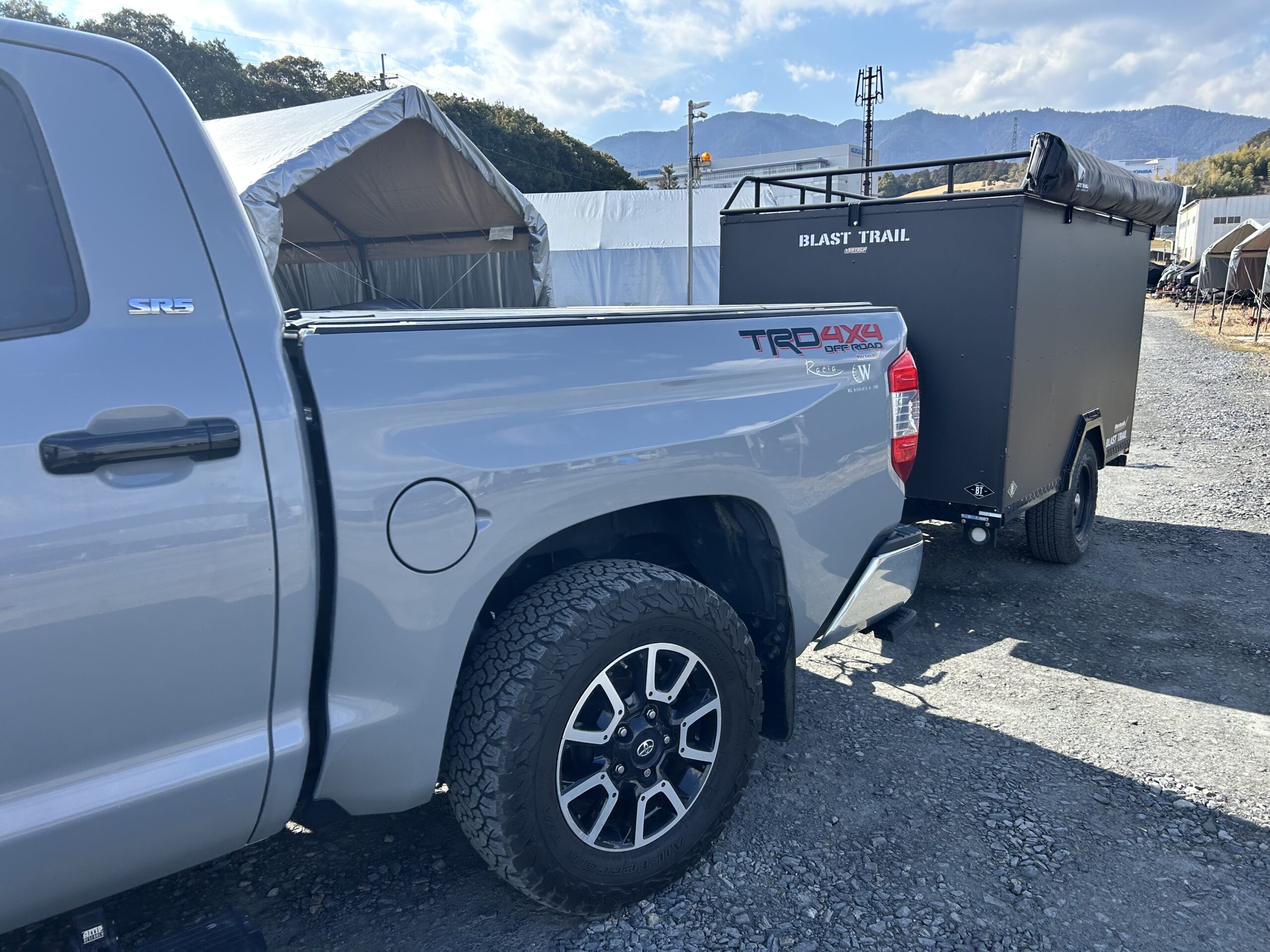 サービスカーゴトレーラー